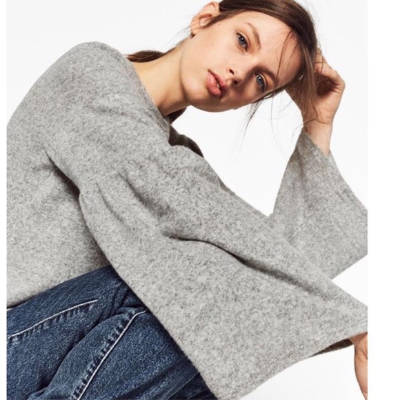Zara Sweaters - Zara Soft Touch Bell Sleeve Sweater Grey S